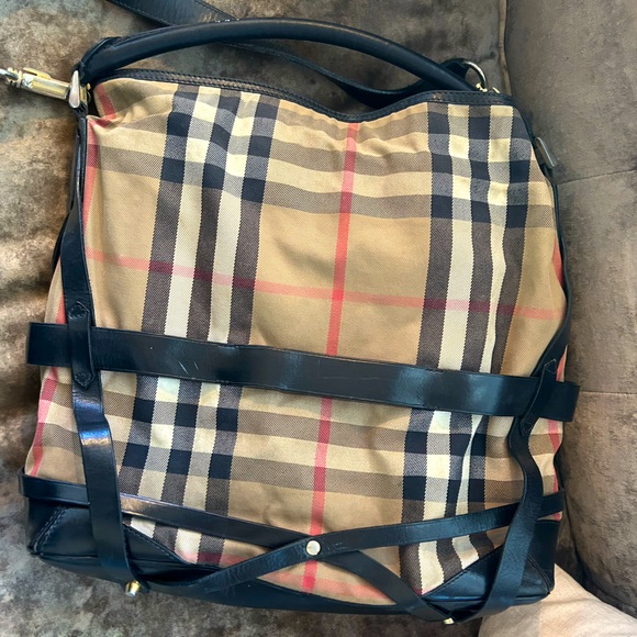 BURBERRY- Burberry Large Tote - Picture 2 of 3